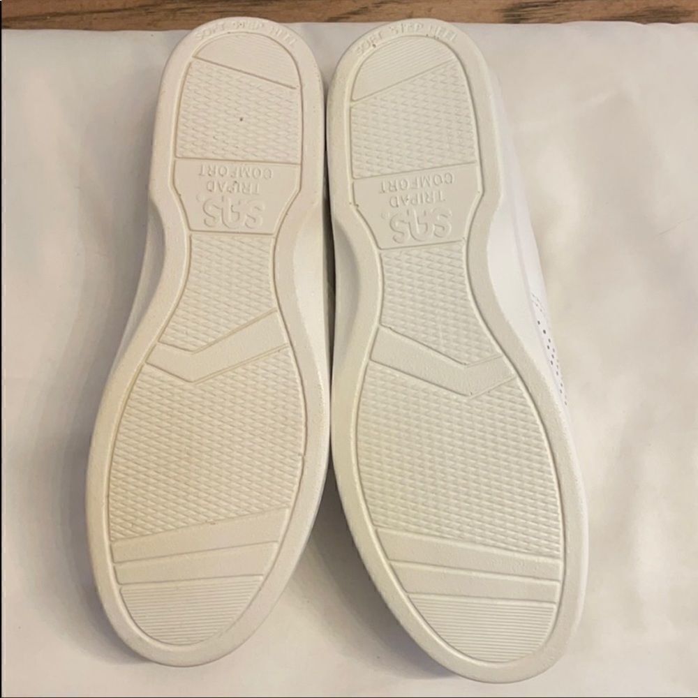 SAS WHITE COMFORT SHOES.  STYLE IS WHISPER… - Picture 5 of 9